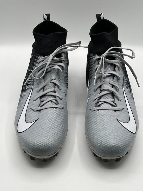 Vapor Untouchable Pro Speed 3 TD Black/Gray Football Cleat AO3021-005 Sz 16 NEW